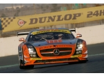 Dunlop "obul" poosmé čtyřiadvacetihodinovku v Dubaji, dodal 5000 pneu